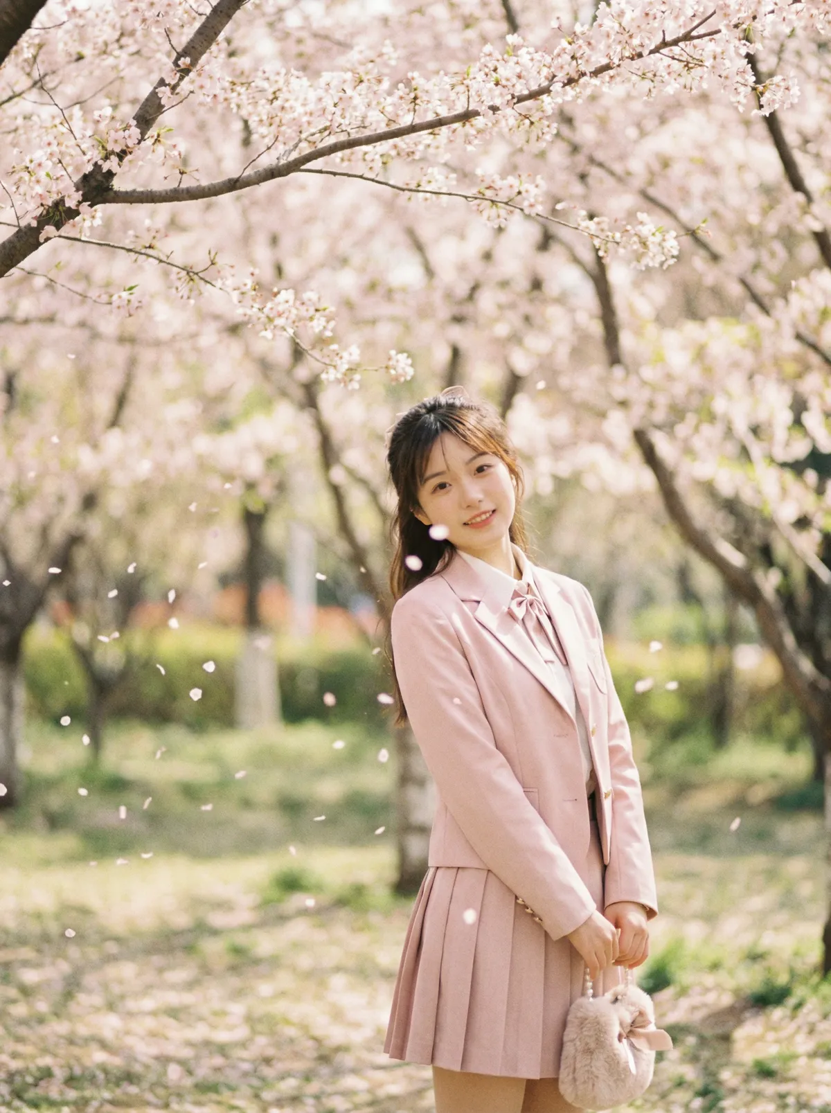 妈囧在线观看 JK制服穿搭灵感分享